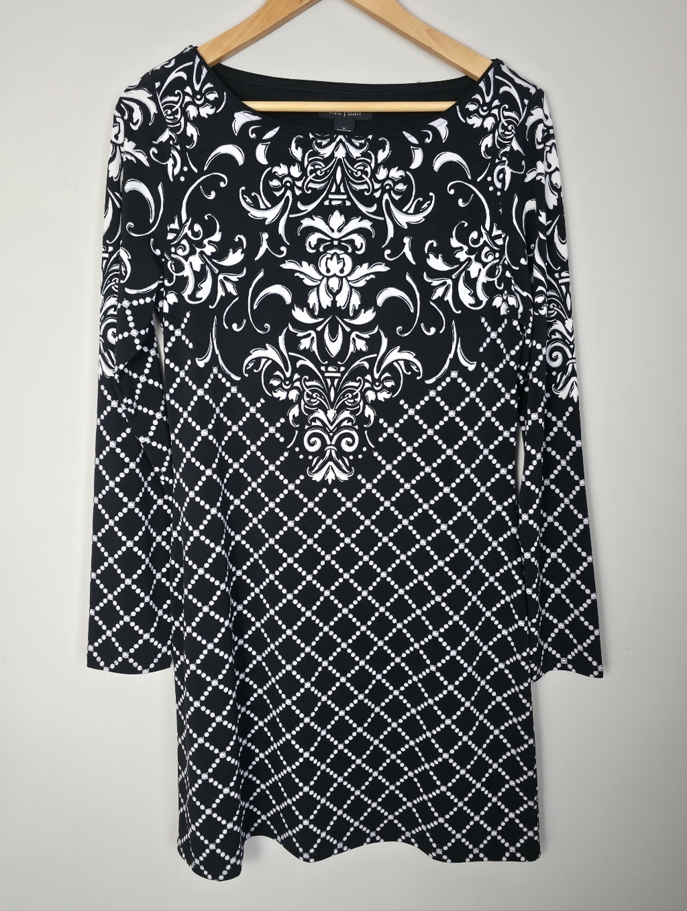 White House Black Market Dress Women Size M Black White Print Stretch 3/4 Sleeve - Picture 2 of 10